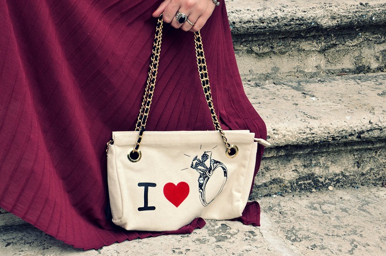  F.I.N.E bag, fashion blogger italiane, gonna burgundy, gonne lunghe, outfit, plissè, Wave-O,